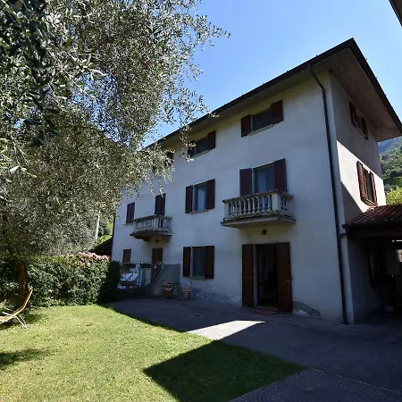 Luxurious In With Garden Villa *